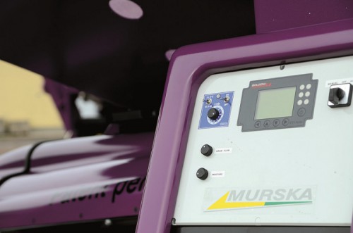 Kvalitní kukuřičná a obilní siláž - mačkání vlhkého zrna + kvalitní konzervant